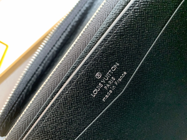 LVコピーウォレット全体デザイン